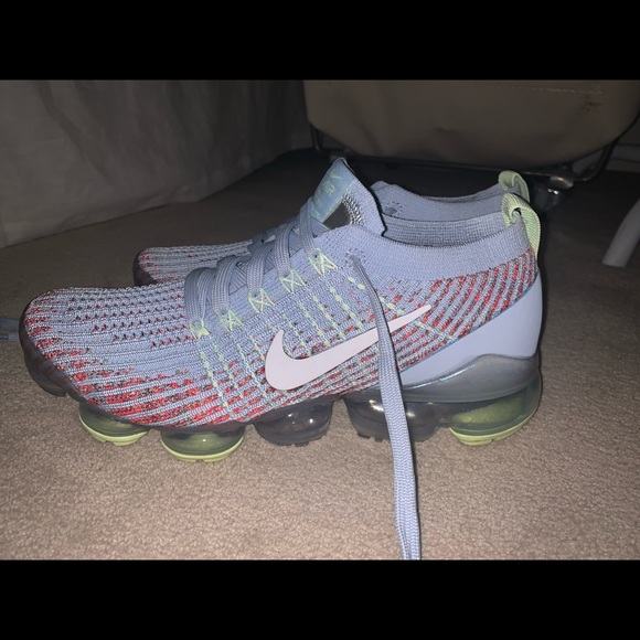 Nike Shoes - Nike Air Vapormax flyknit 3